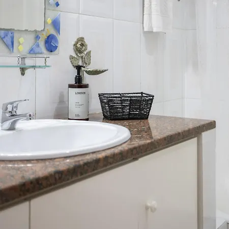 Albufeira Salgados Sailor House *