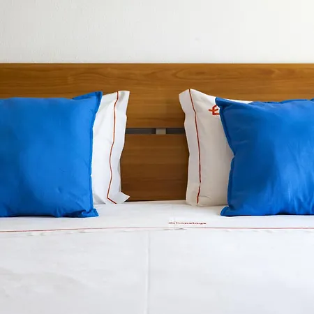 Albufeira Salgados Sailor House *
